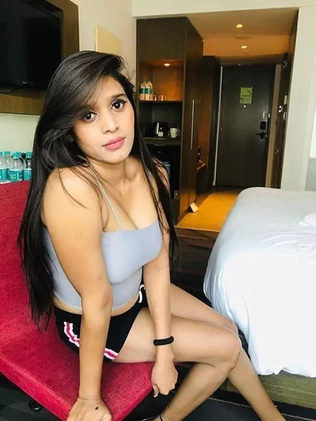 कॉल गर्ल्स सर्विस  त्र्यंबकेश्वर